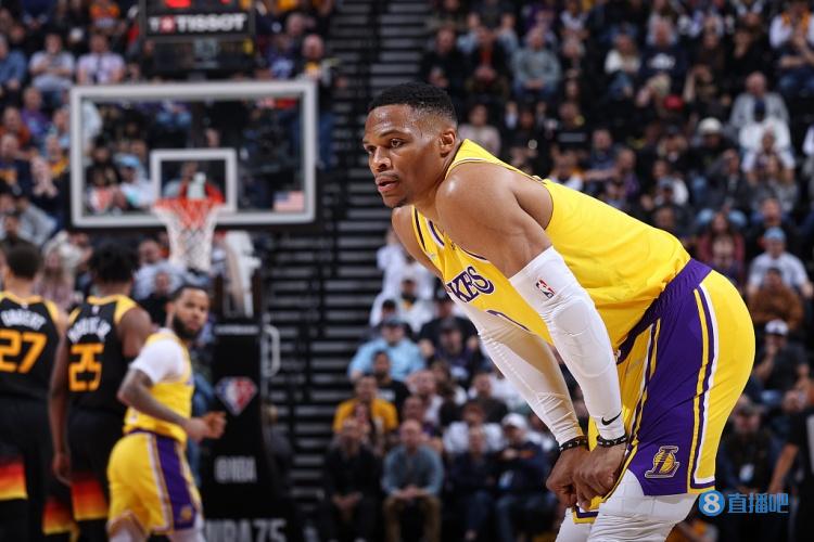 仅败2场 仅败2场