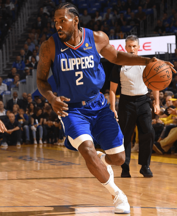 底座与全球 底座与全球